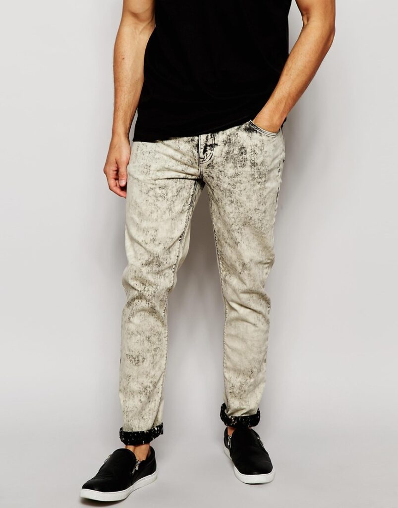 Skinny Jeans In Acid Wash